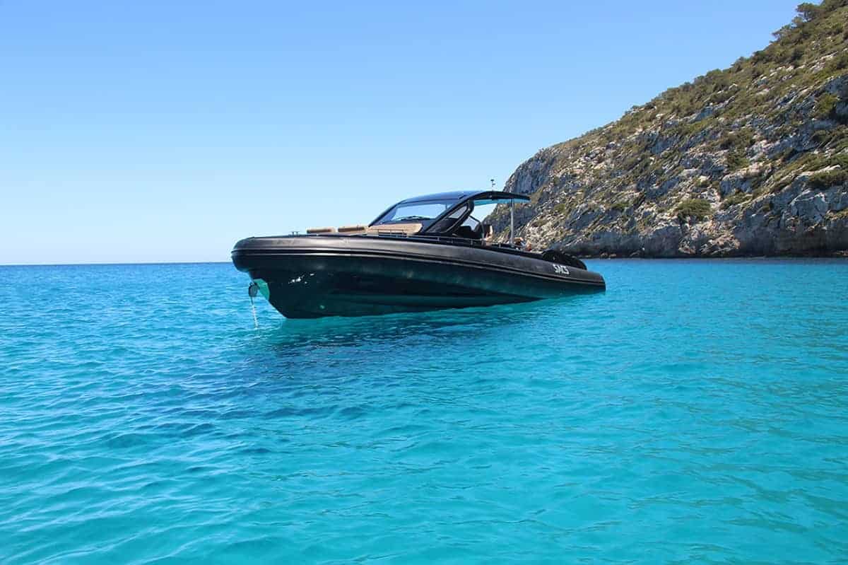 boat-rental-in-ibiza-sacs-rebel-47-02