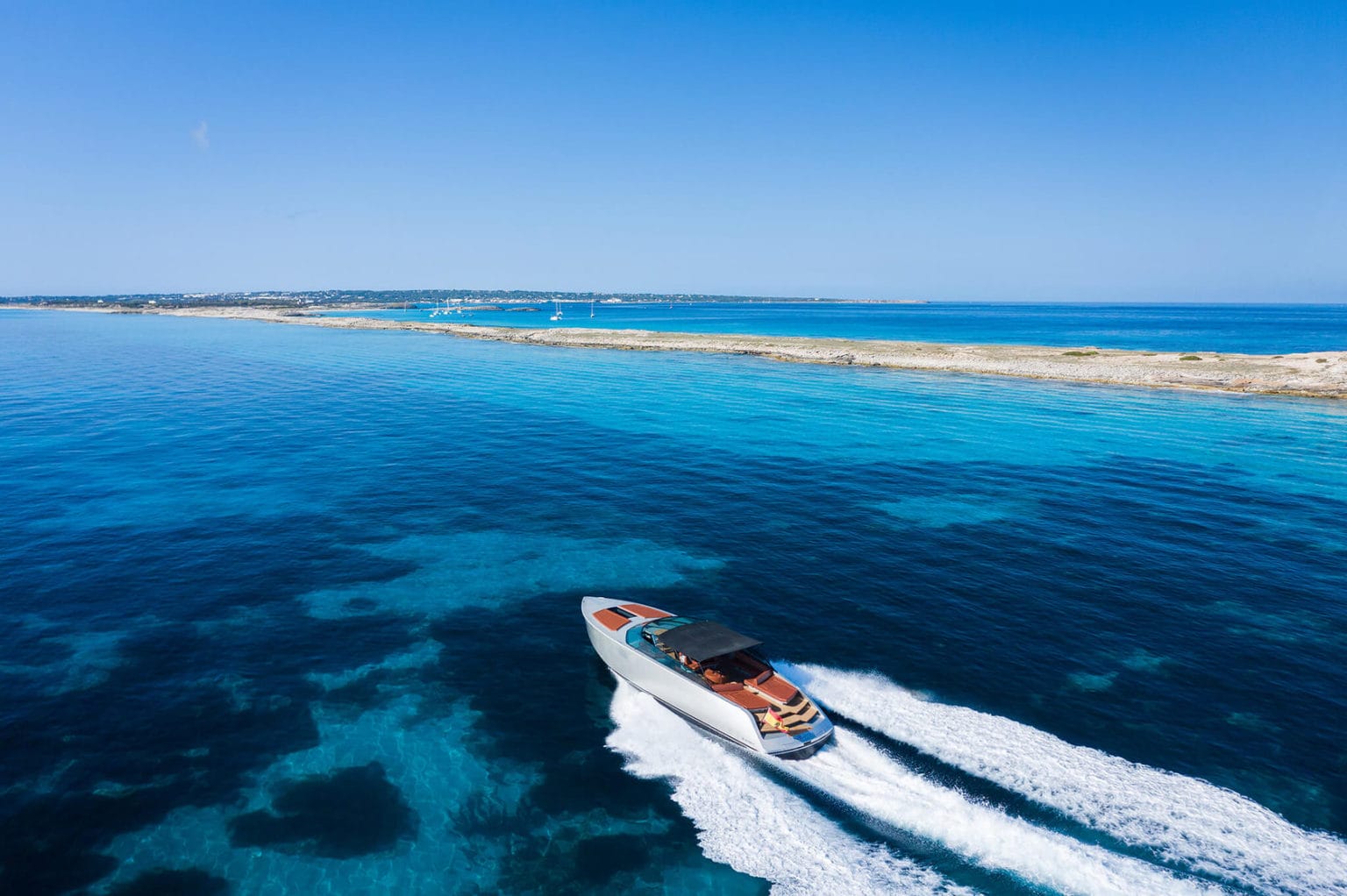 yacht-rental-in-ibiza-waterdream-65-13