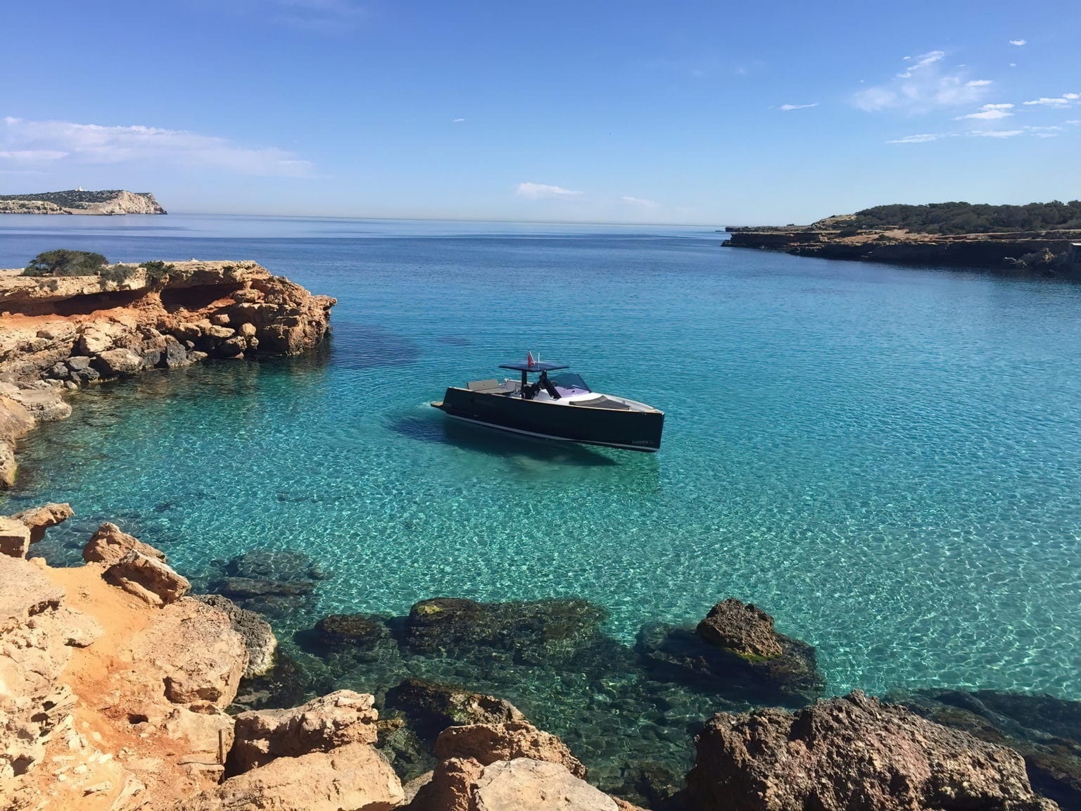 boat-rental-in-ibiza-fjord-40-open-13