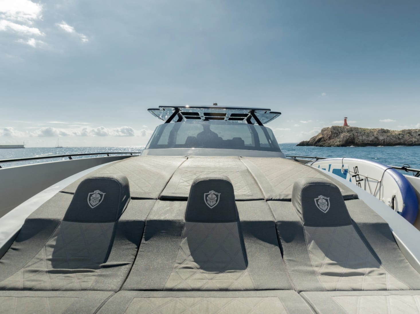 yacht-rental-ibiza-canados-gladiator-10