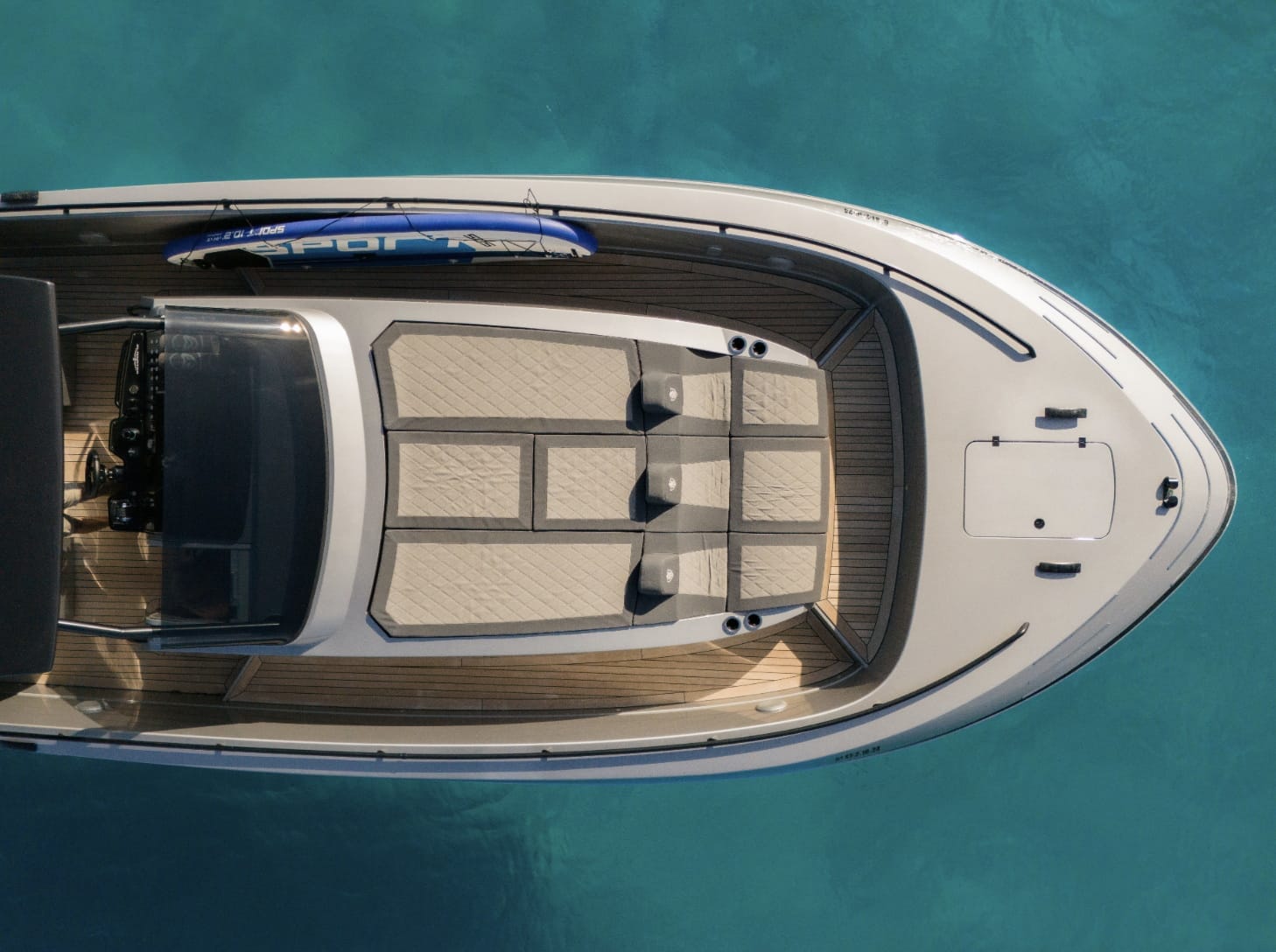 yacht-rental-ibiza-canados-gladiator-15