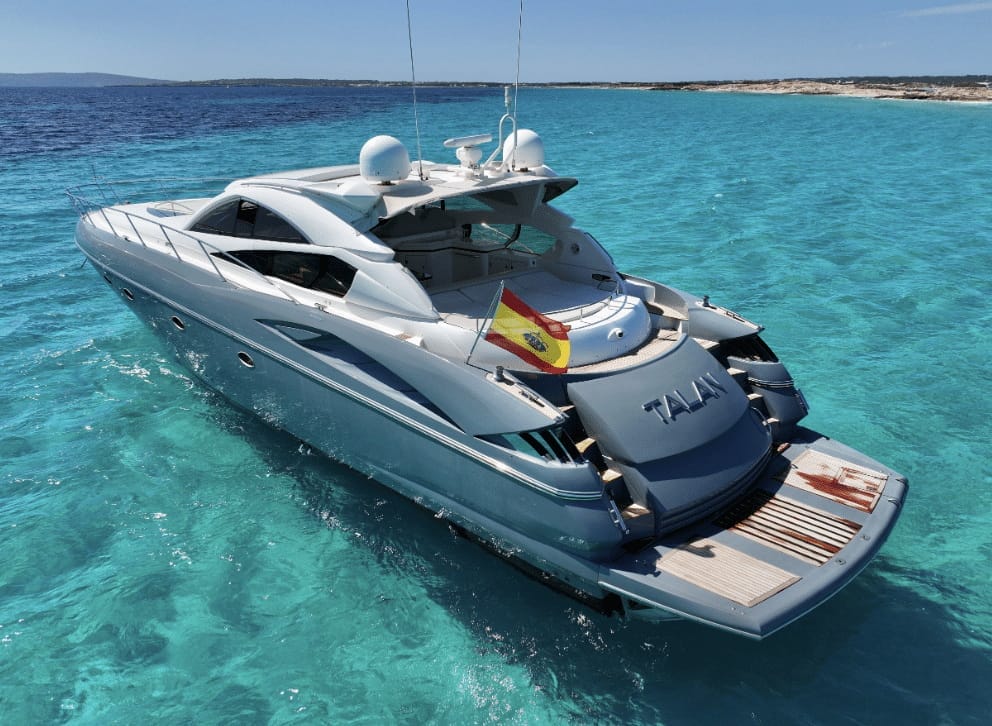 yacht-rental-ibiza-sunseeker-predator-68-03